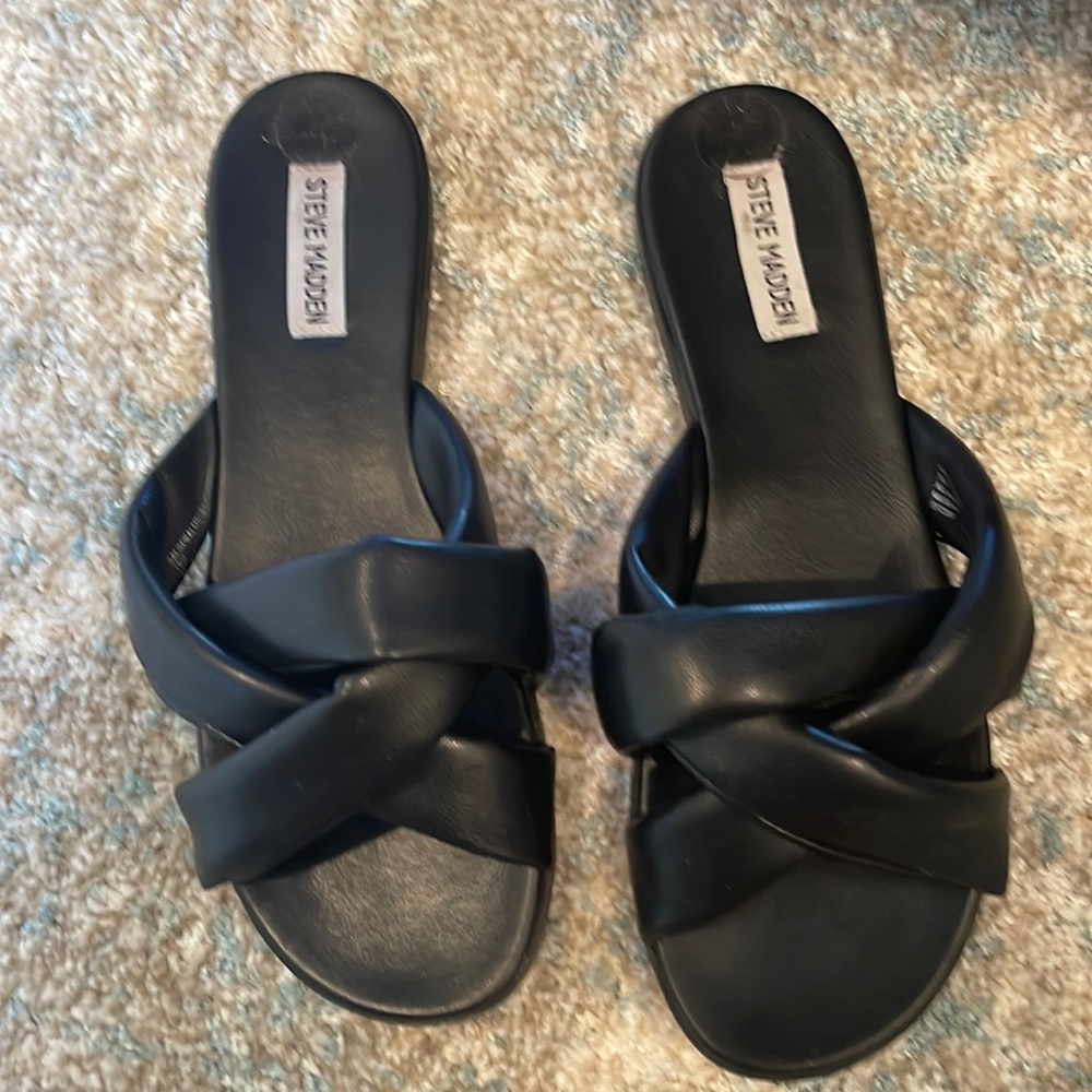 Great condition. Soft and comfortable